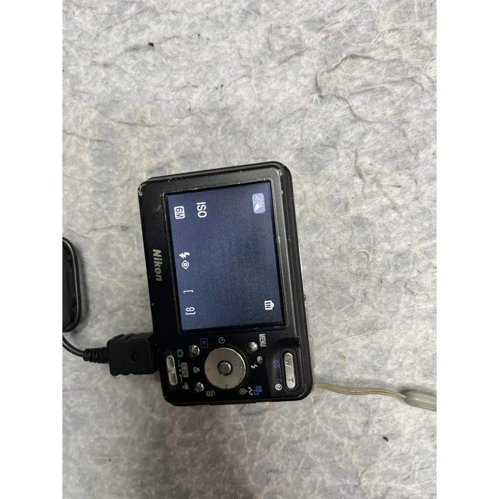 Nikon Coolpix S3 6.0MP Digital Camera Black with Dock MV-11 and AC Adapter EH-63